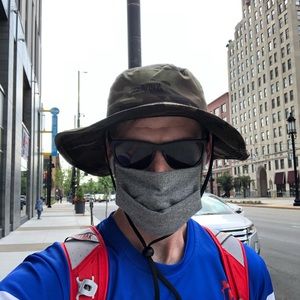 Meet your Posher, Robert